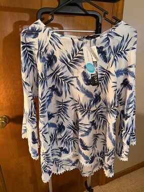 Blue Palm-Print Lightweight Top - White & Navy